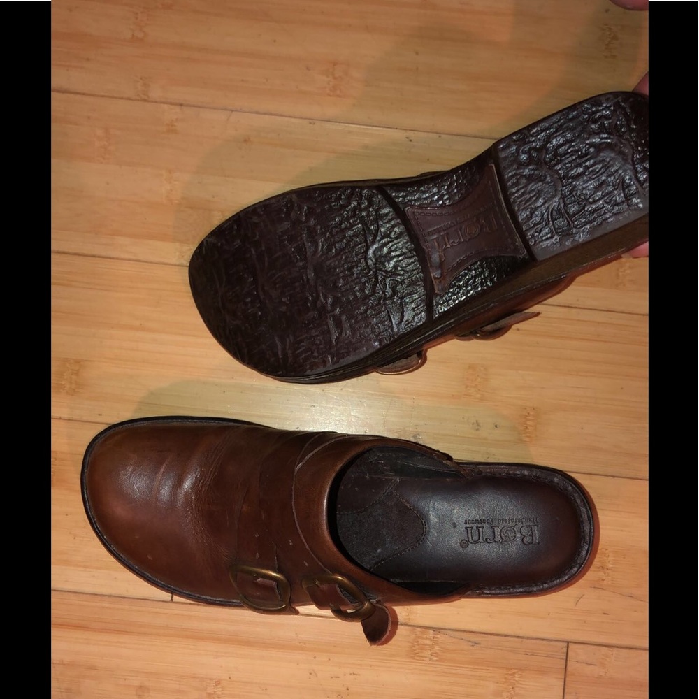 clogs - Picture 2 of 2